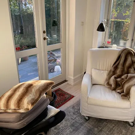 Din Egen Villa, Spa, Ude Bruser, Have & Elbil-lader Villa Gentofte Kommune